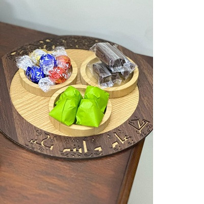 صينية خشب قطر 30سم "كل عام وانتم بخير"